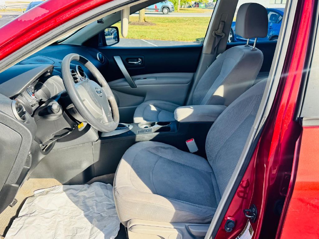 Photo 12 of this NISSAN ROGUE SELECT
