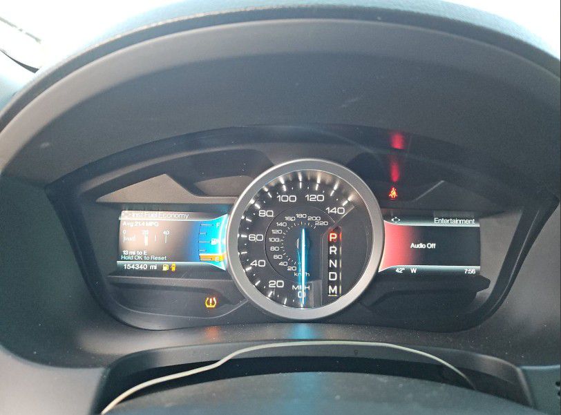Photo 3 of this FORD EXPLORER