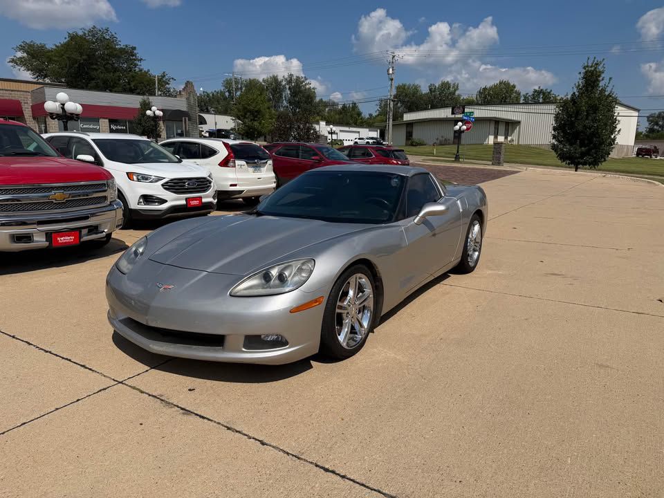 2005 Chevrolet Corvette Coupe RWD