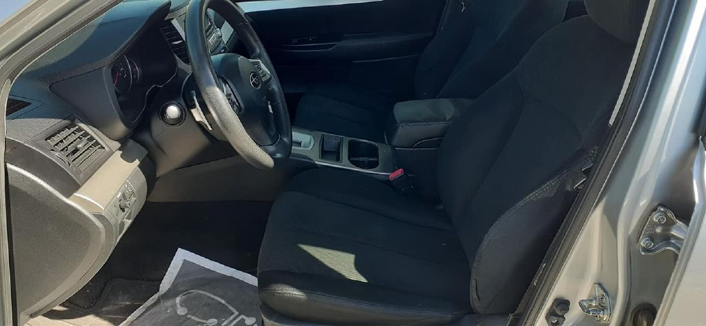 Photo 5 of this SUBARU LEGACY