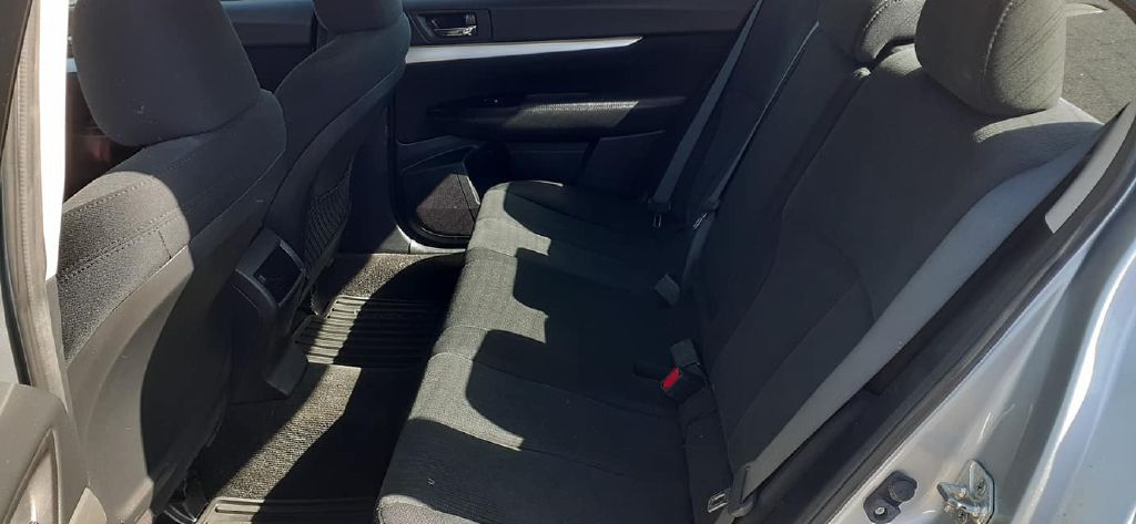 Photo 6 of this SUBARU LEGACY