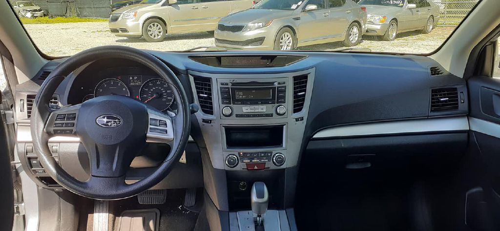 Photo 7 of this SUBARU LEGACY