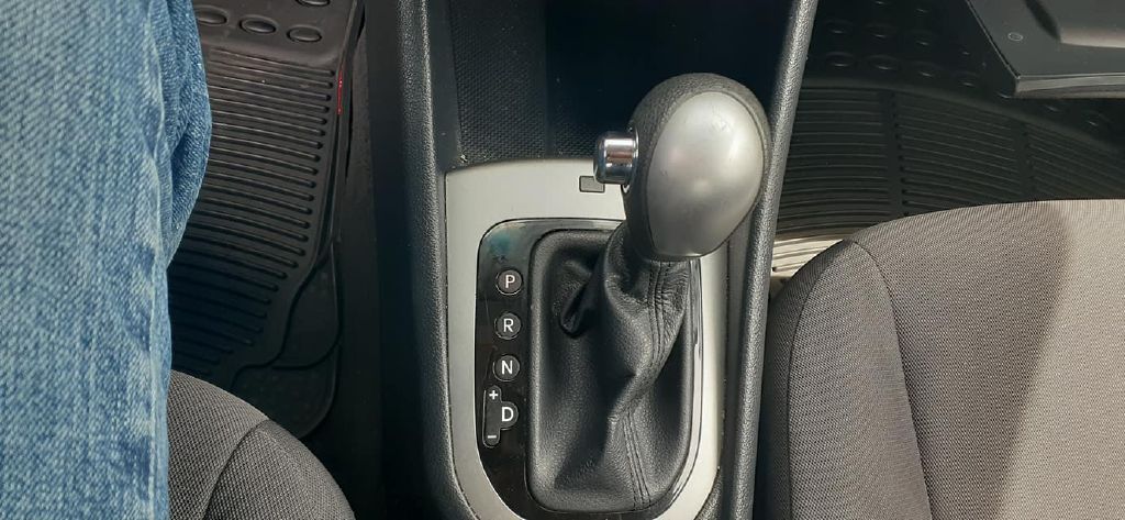 Photo 21 of this KIA RIO LX