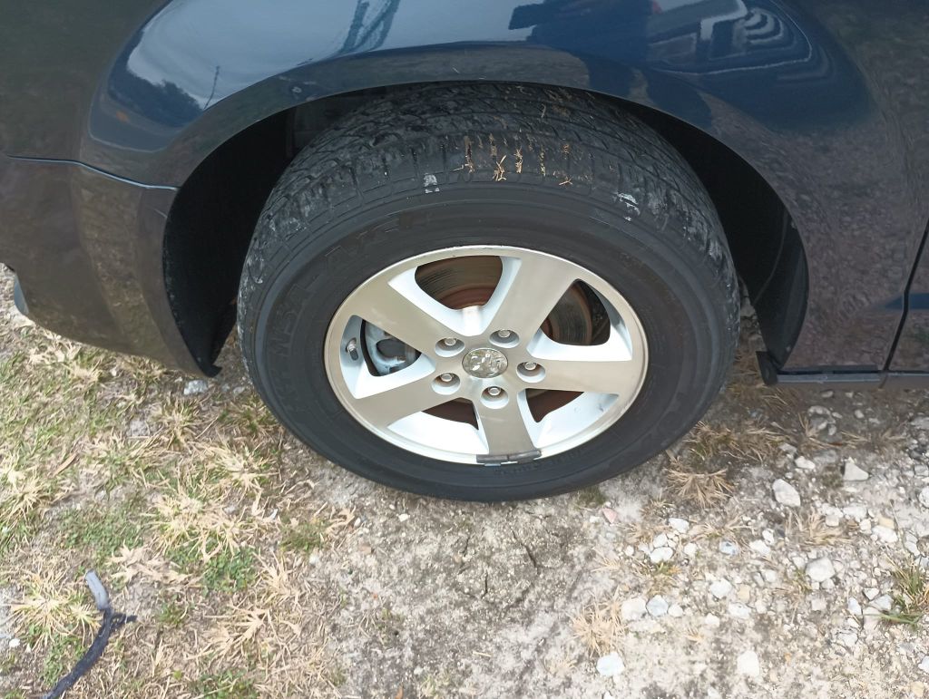 Photo 14 of this DODGE GRAND CARAVAN S