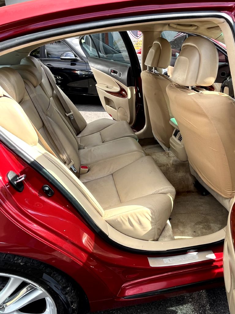 Photo 6 of this LEXUS GS-300