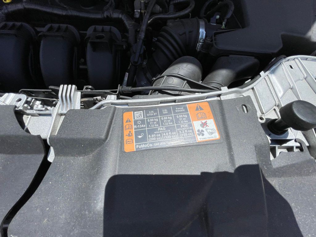 Photo 24 of this FORD FOCUS