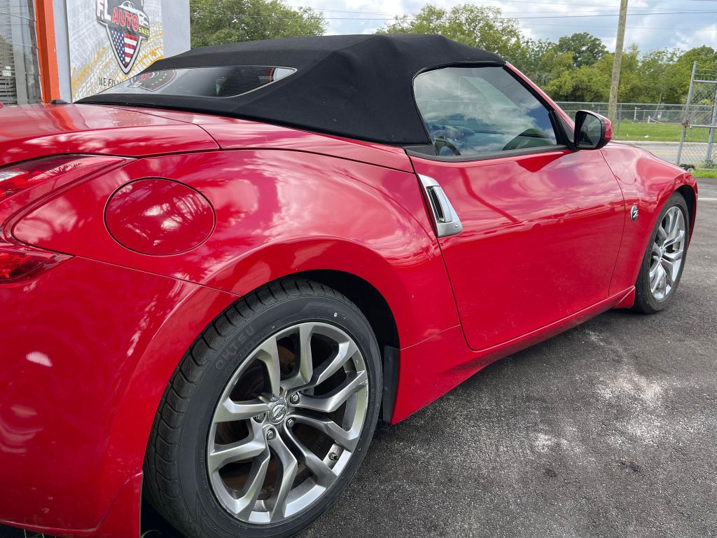 Photo 10 of this NISSAN 370Z