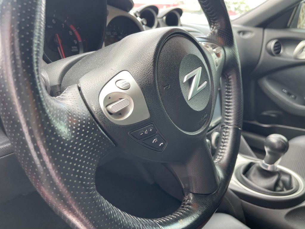 Photo 22 of this NISSAN 370Z