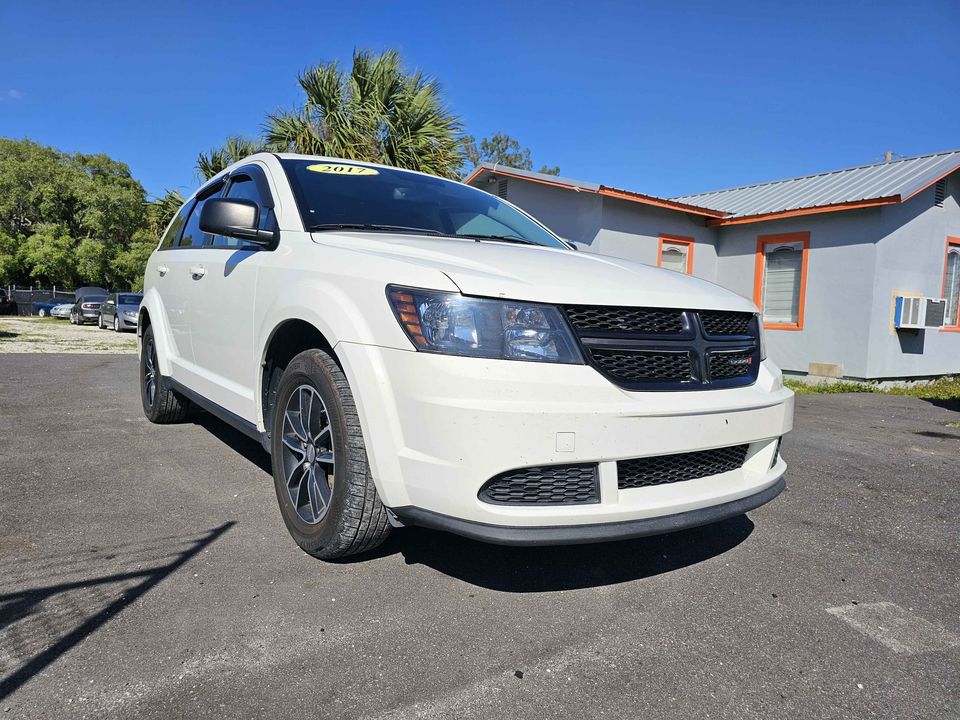 Photo 3 of this DODGE JOURNEY