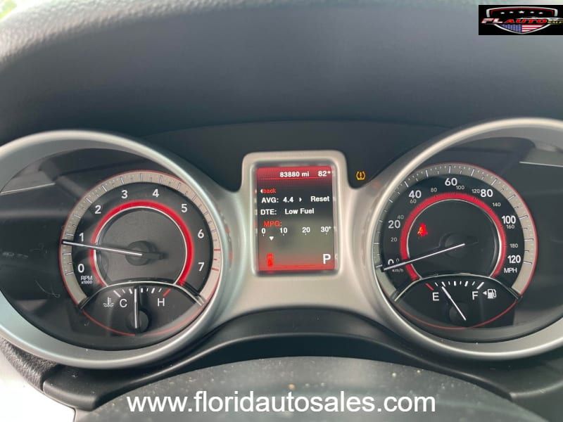 Photo 15 of this DODGE JOURNEY
