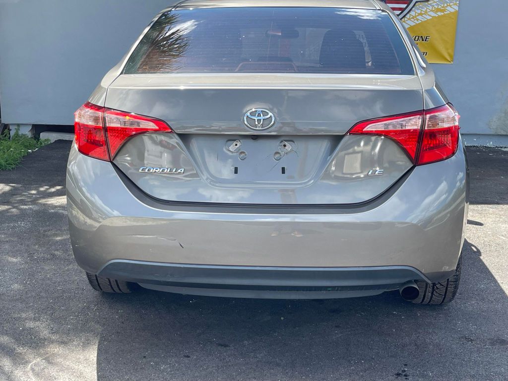 Photo 5 of this TOYOTA COROLLA