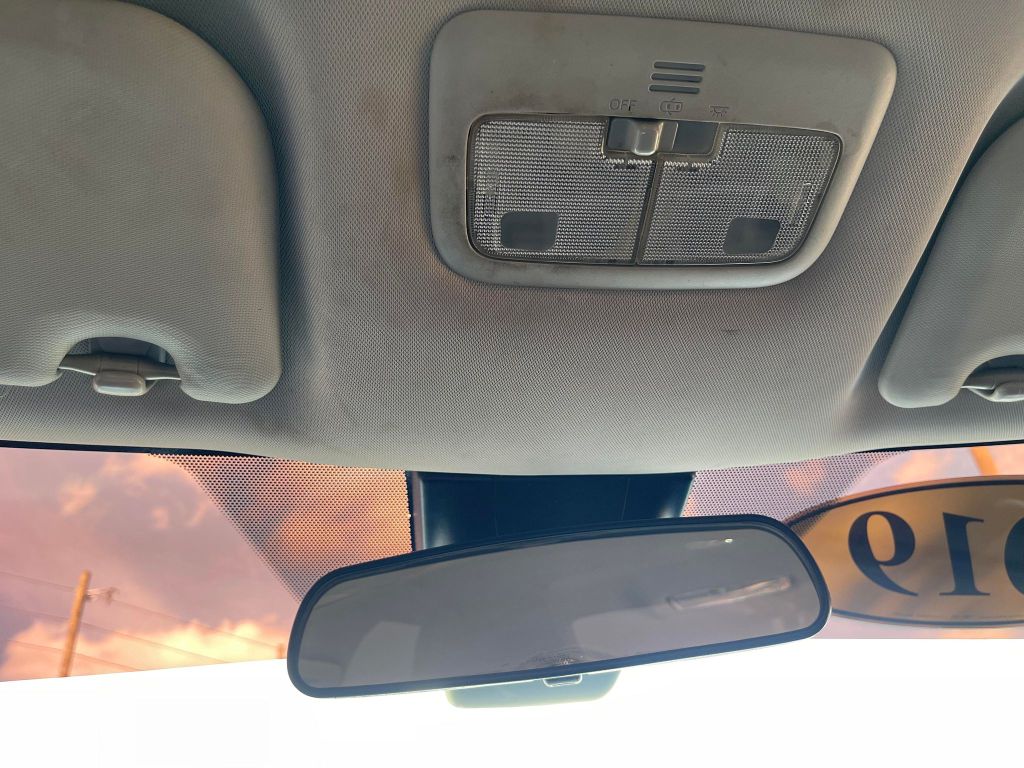 Photo 17 of this TOYOTA COROLLA