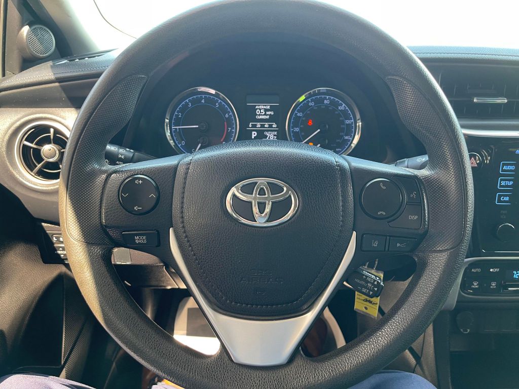 Photo 25 of this TOYOTA COROLLA