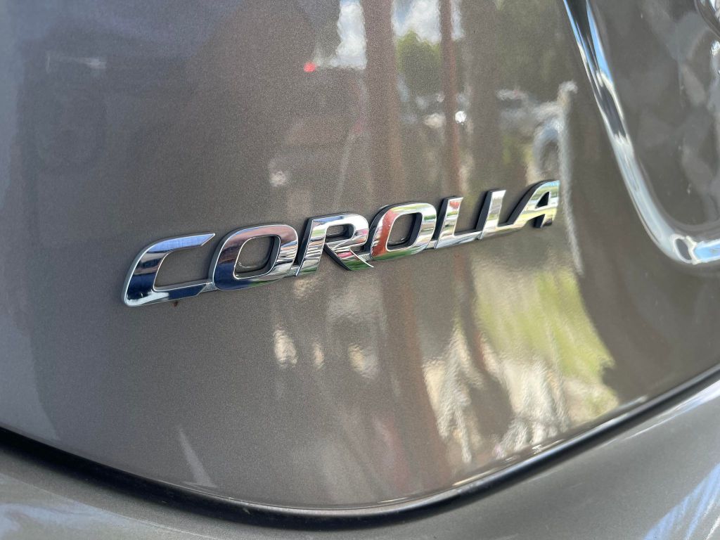 Photo 36 of this TOYOTA COROLLA