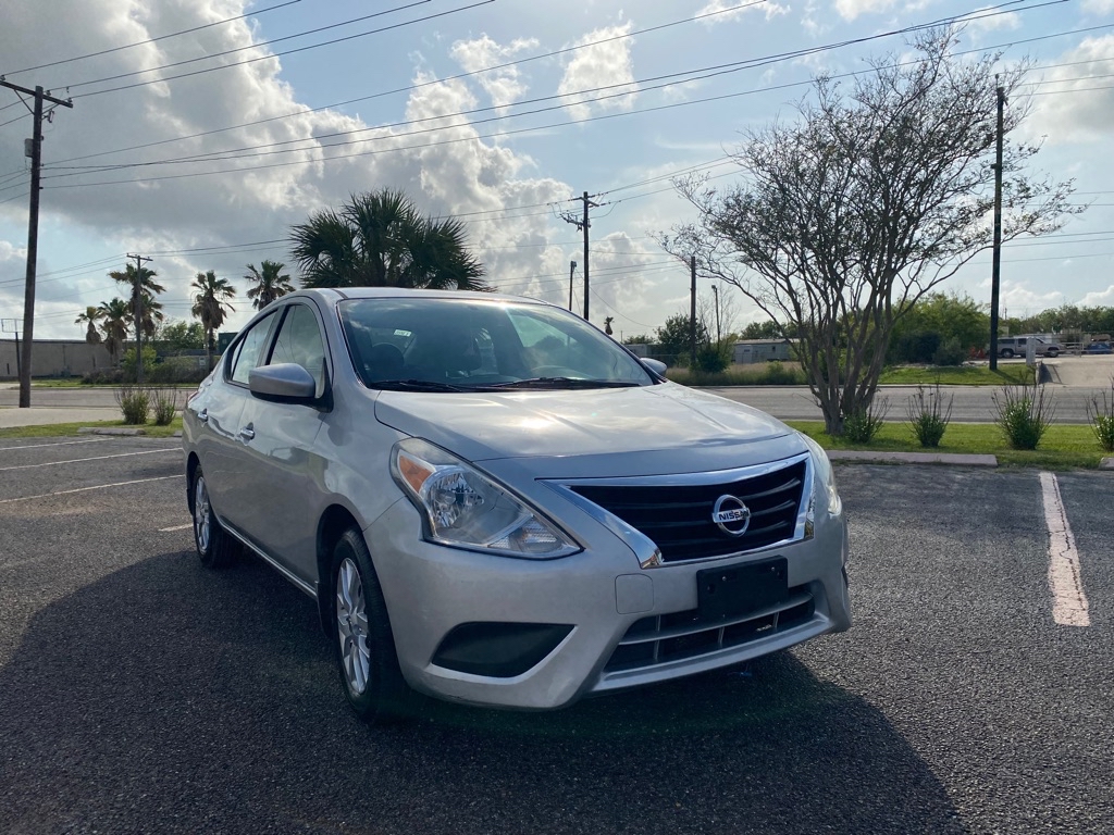 2015 NISSAN VERSA