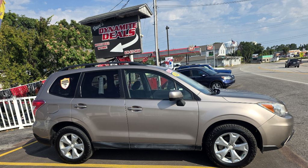 Photo 2 of this SUBARU FORESTER