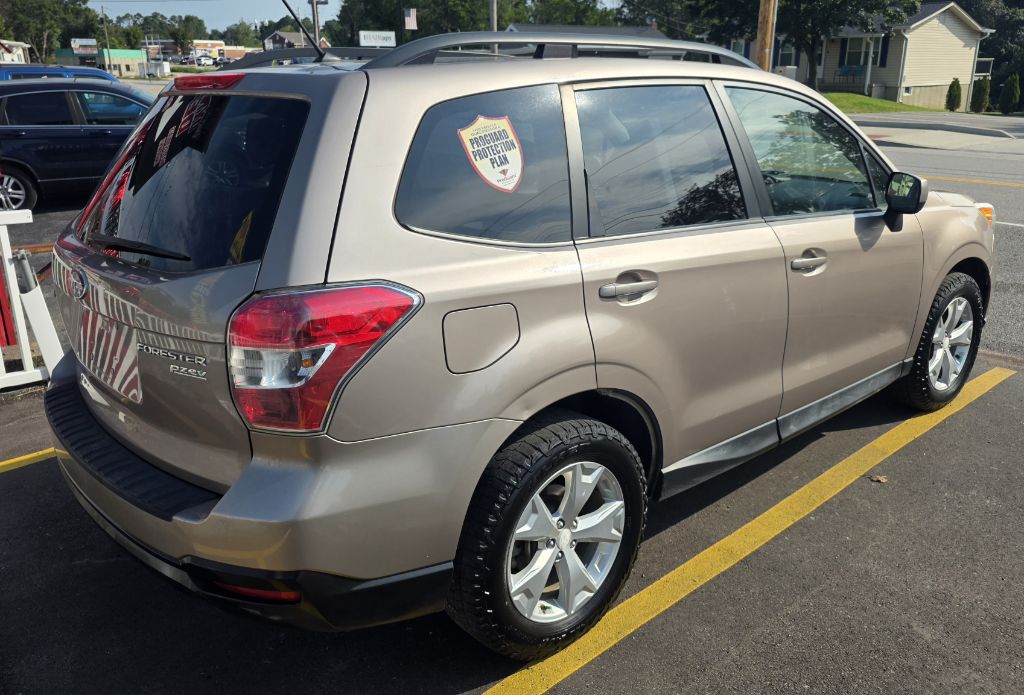 Photo 3 of this SUBARU FORESTER