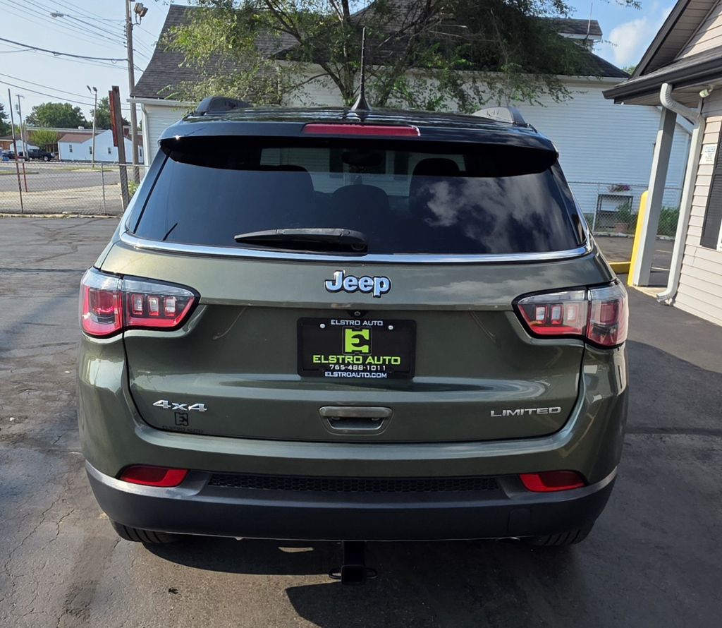 Photo 3 of this JEEP COMPASS