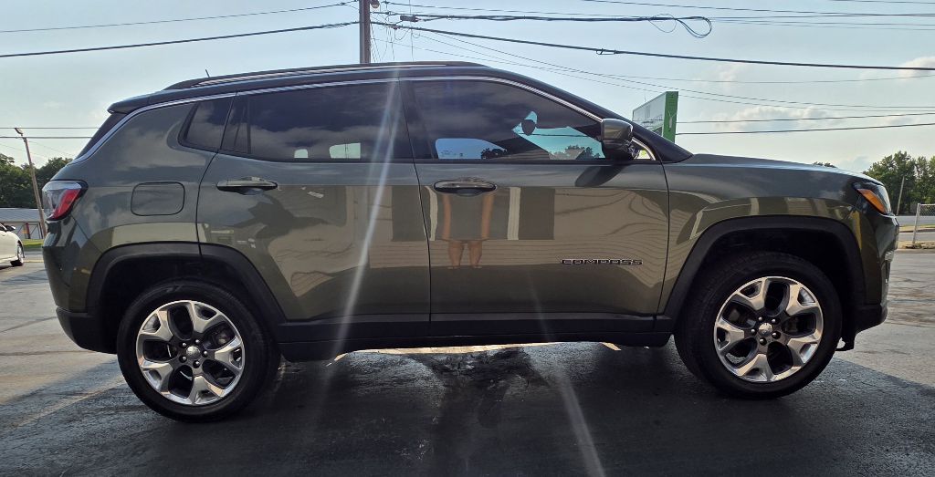 Photo 6 of this JEEP COMPASS
