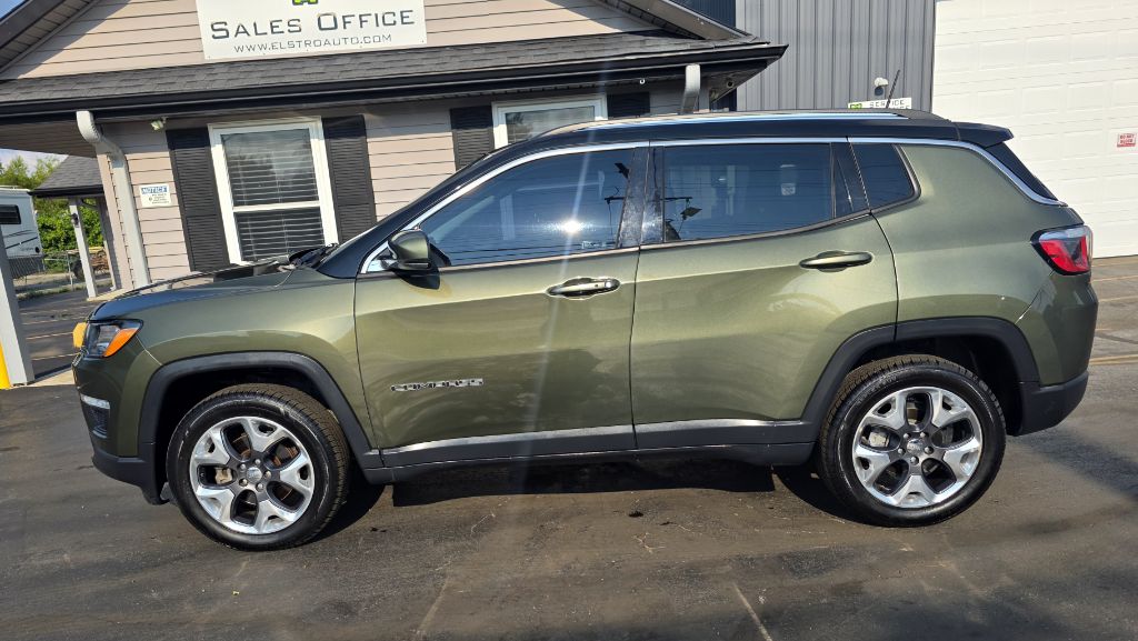 Photo 2 of this JEEP COMPASS