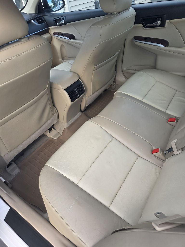 Photo 16 of this TOYOTA CAMRY