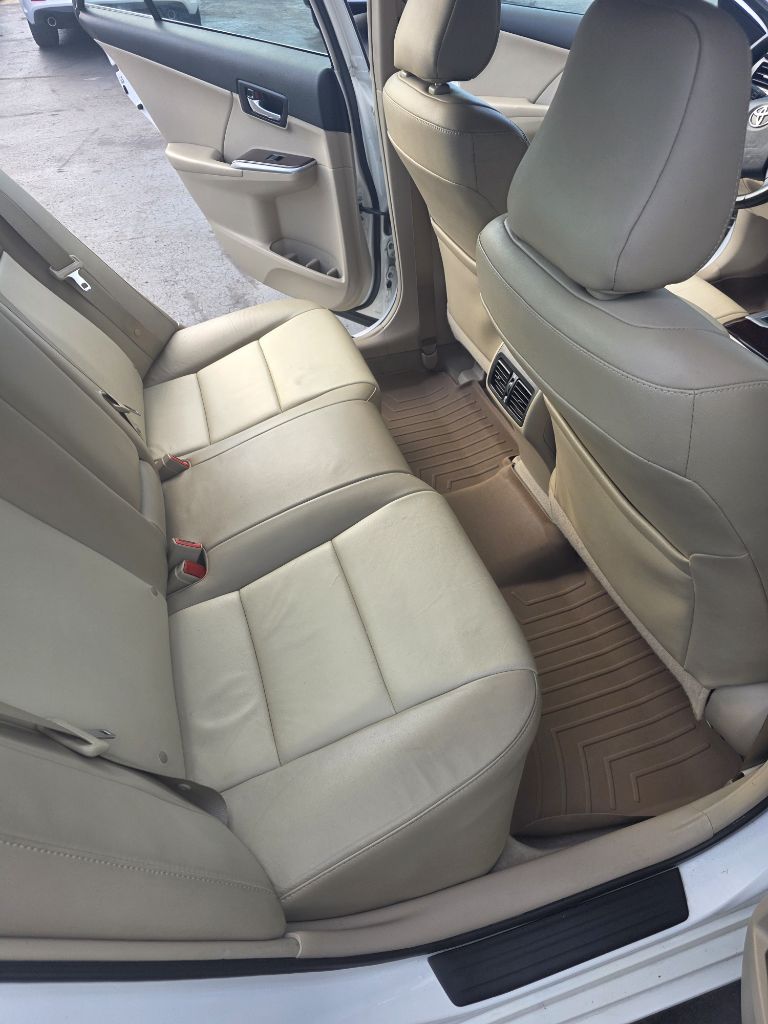 Photo 15 of this TOYOTA CAMRY