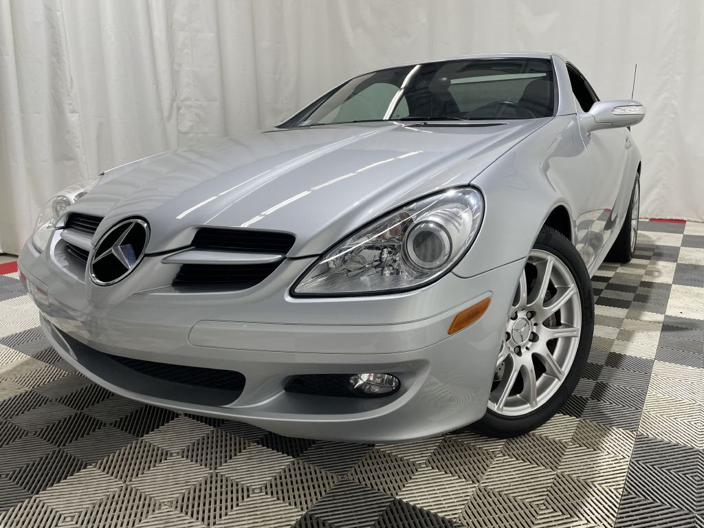 2005 MERCEDES-BENZ SLK 350 for sale at Cherry Auto Group