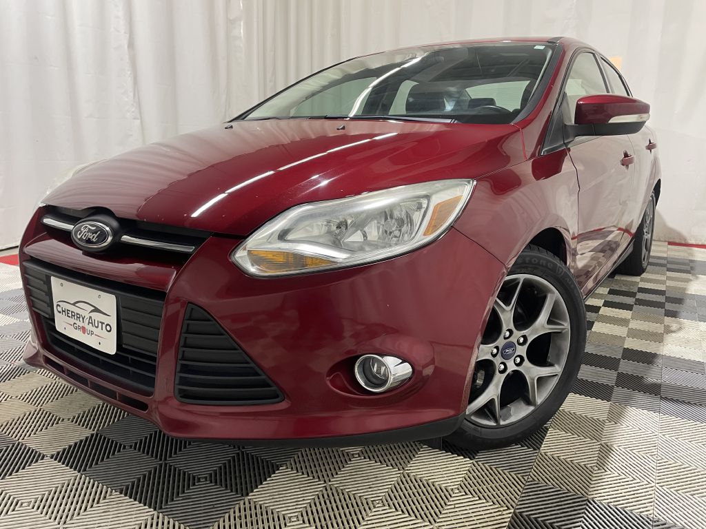 2013 FORD FOCUS SE for sale at Cherry Auto Group