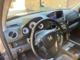 Photo 8 of this HONDA PILOT