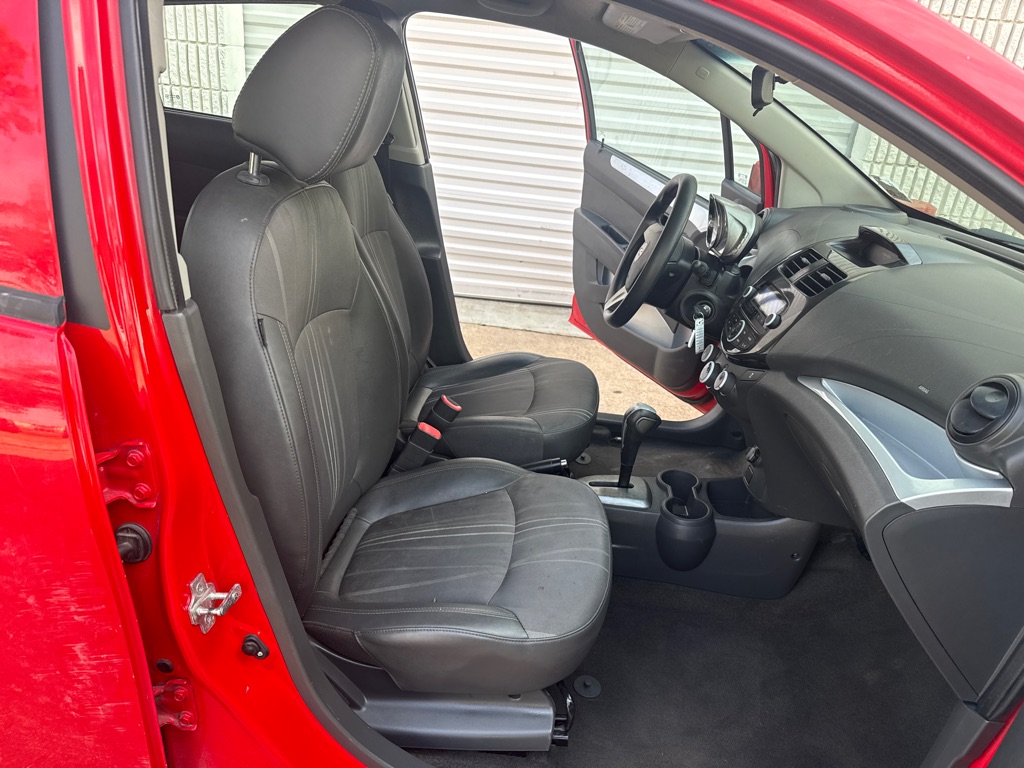 2015 Chevrolet Spark #15
