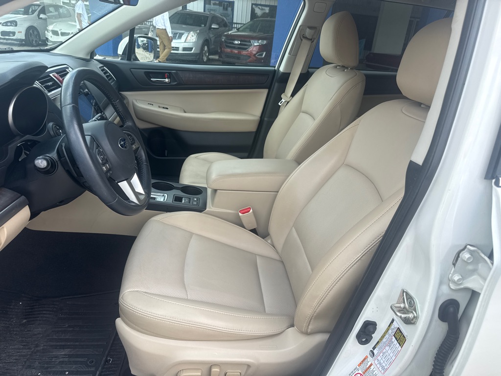 2017 Subaru Outback #10