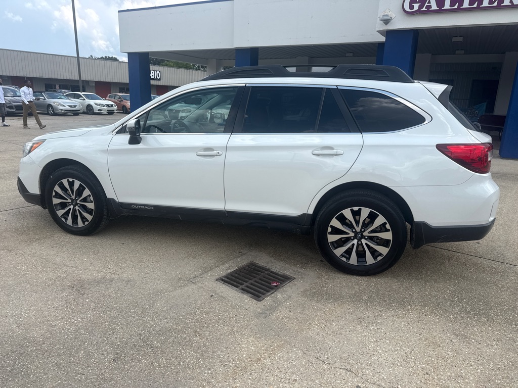 2017 Subaru Outback #9