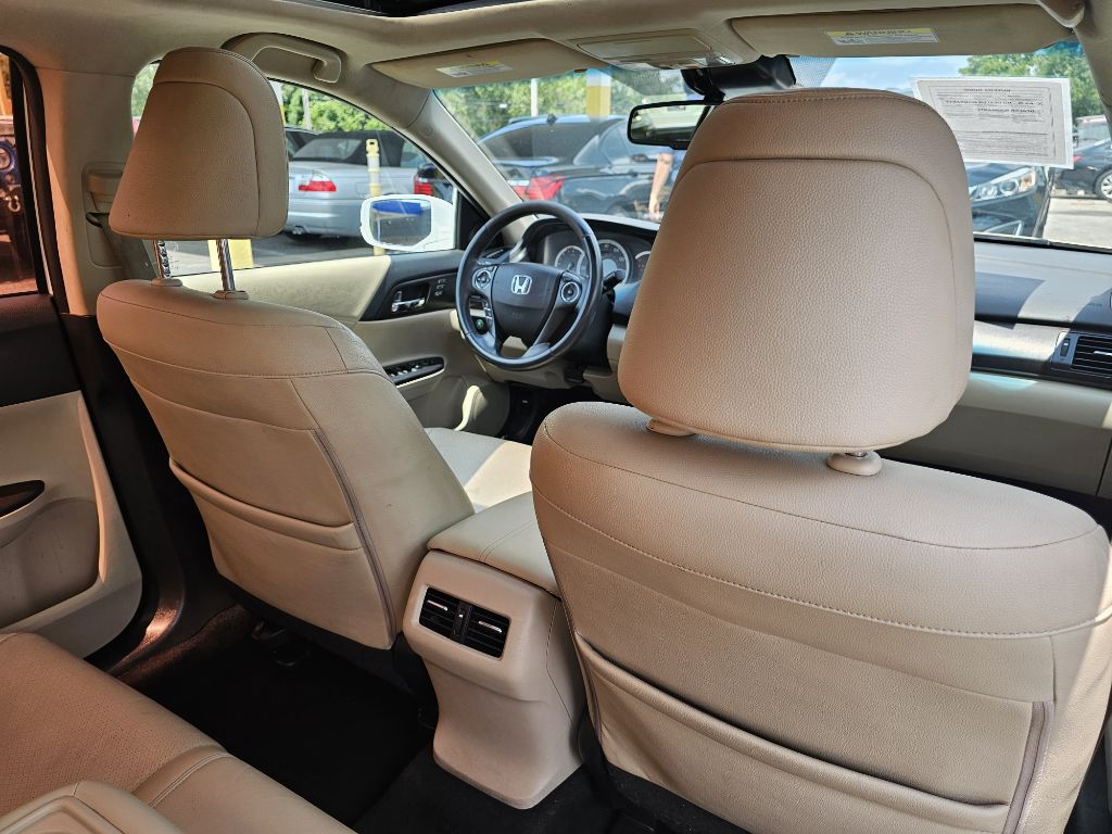 Photo 38 of this HONDA ACCORD EX-L
