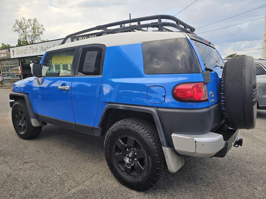 Photo 10 of this TOYOTA FJ CRUISER