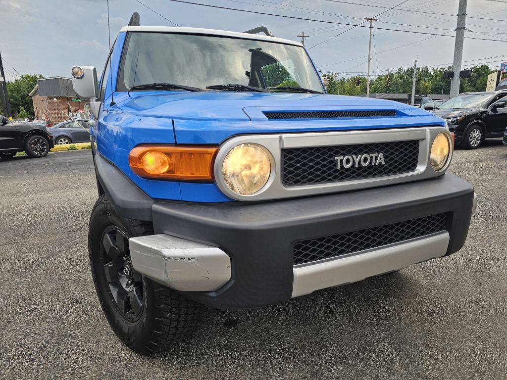 Photo 2 of this TOYOTA FJ CRUISER