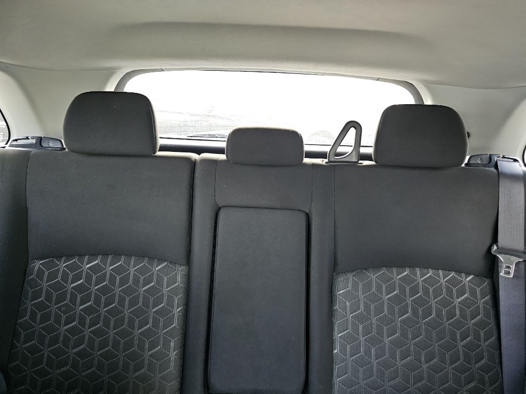 Photo 22 of this MITSUBISHI OUTLANDER SPORT