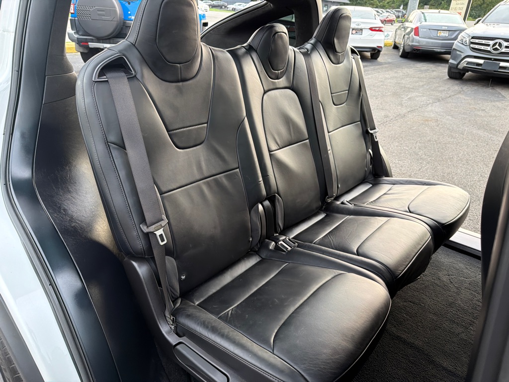 Photo 41 of this TESLA MODEL X 100D