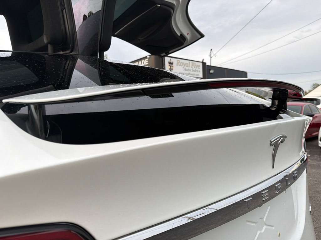 Photo 48 of this TESLA MODEL X 100D