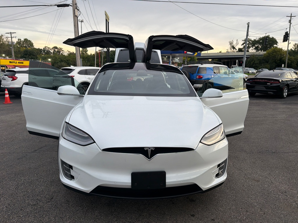 Photo 43 of this TESLA MODEL X 100D