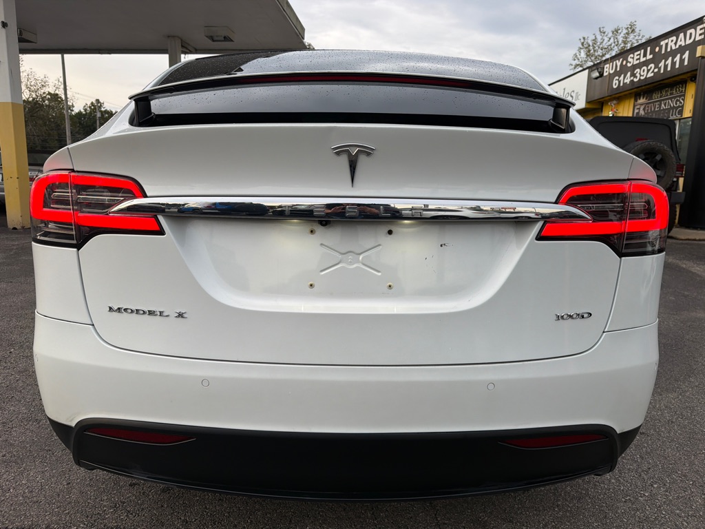 Photo 16 of this TESLA MODEL X 100D