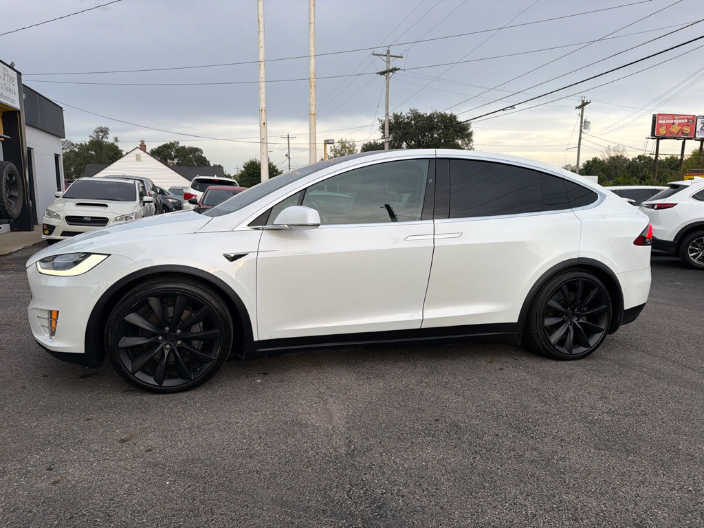 Photo 11 of this TESLA MODEL X 100D