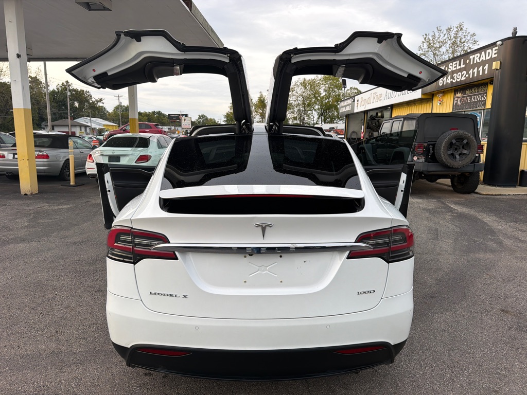 Photo 45 of this TESLA MODEL X 100D