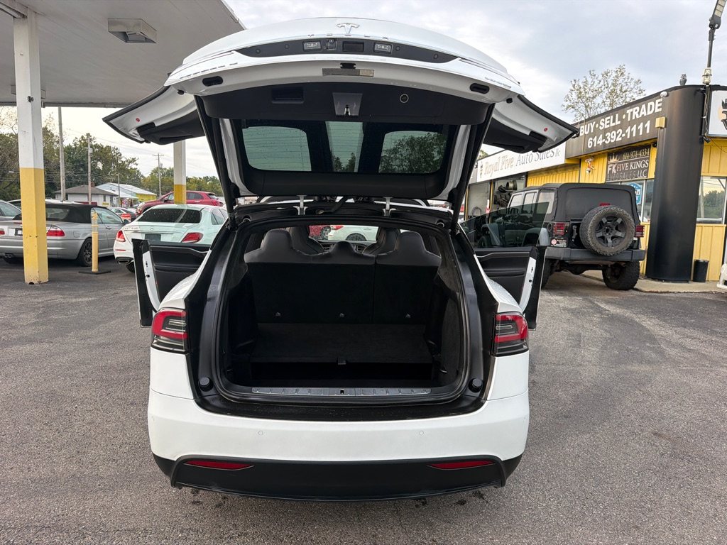 Photo 44 of this TESLA MODEL X 100D