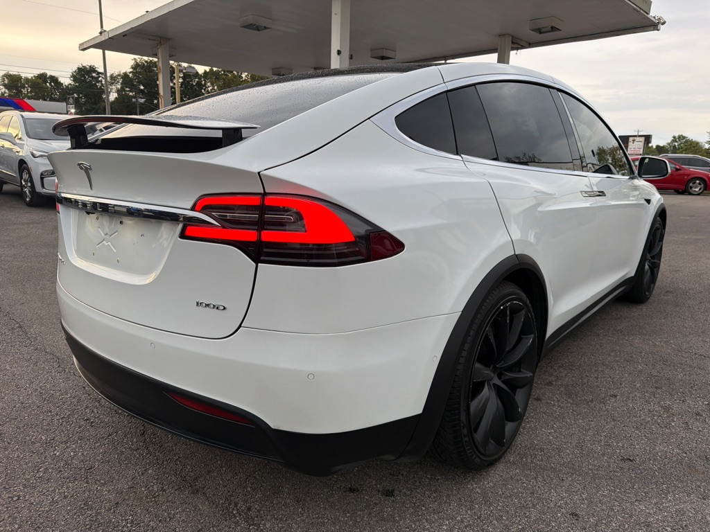 Photo 19 of this TESLA MODEL X 100D