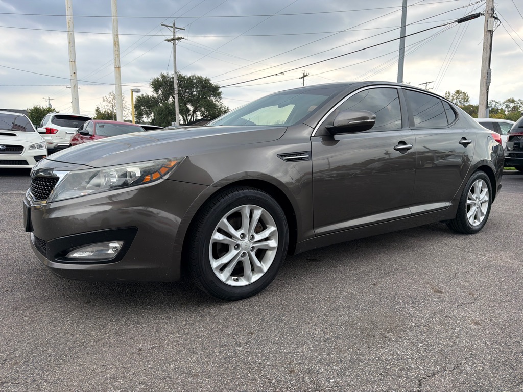 Photo 31 of this KIA OPTIMA