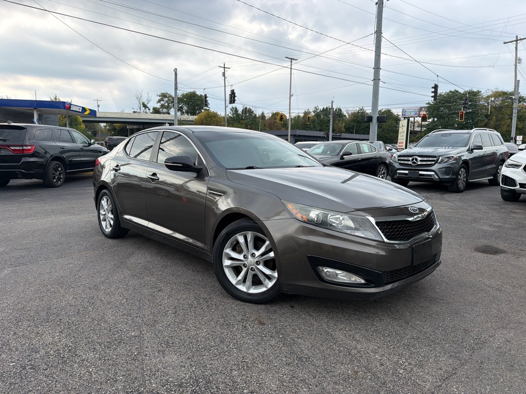 Photo 3 of this KIA OPTIMA