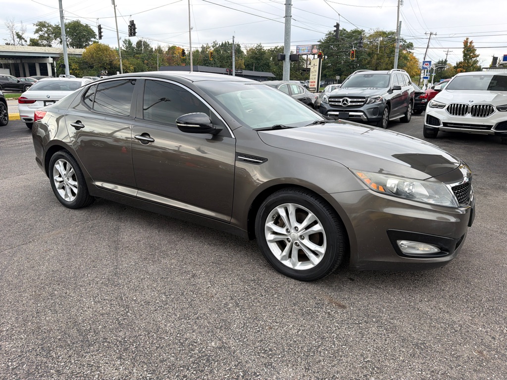 Photo 17 of this KIA OPTIMA