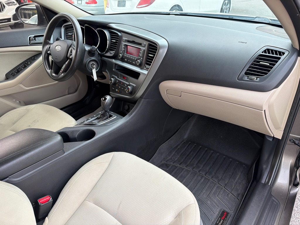 Photo 28 of this KIA OPTIMA