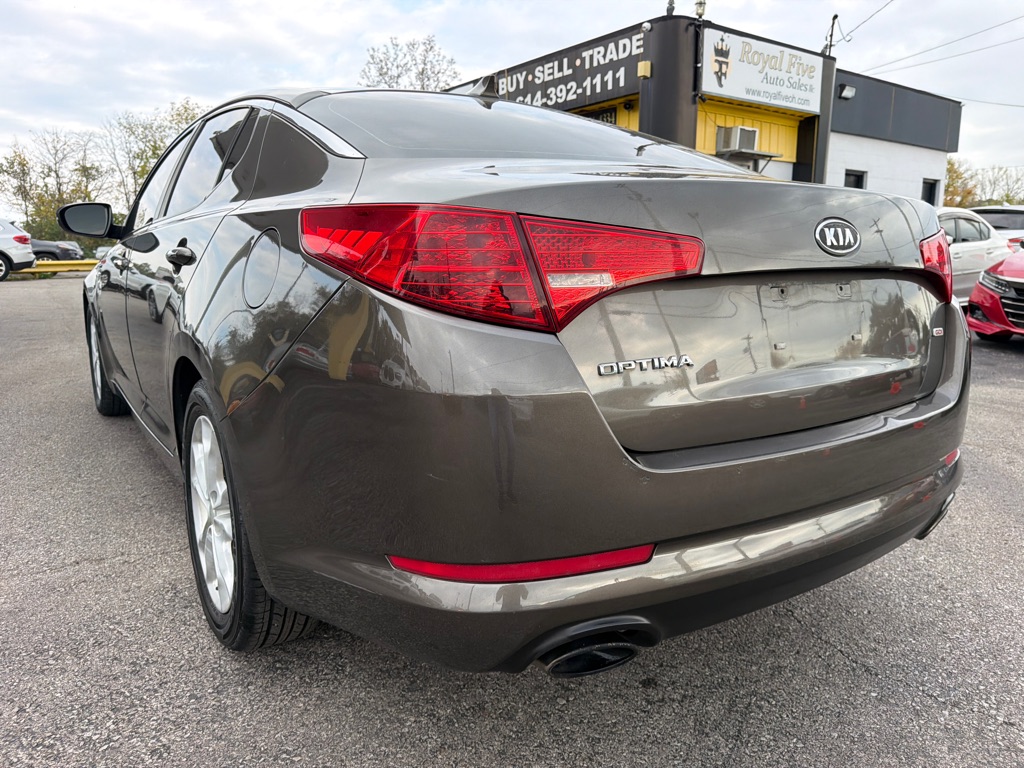 Photo 12 of this KIA OPTIMA