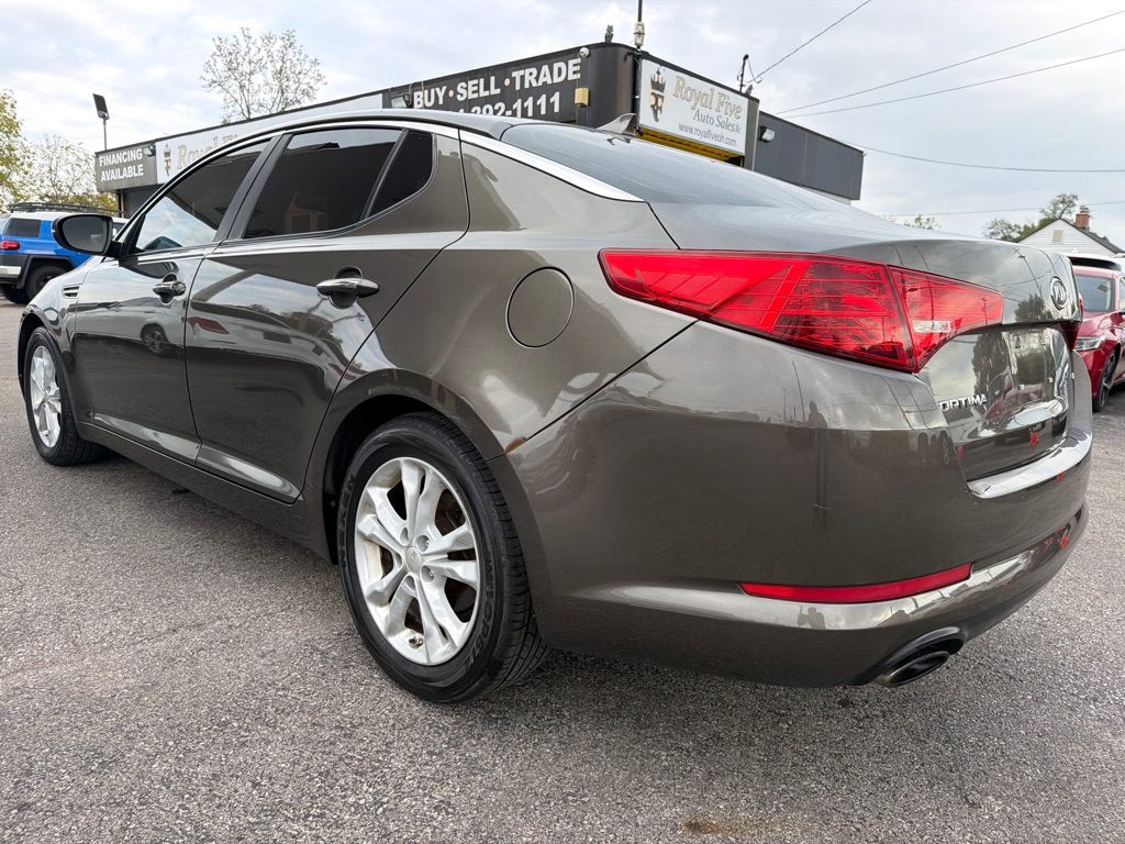 Photo 11 of this KIA OPTIMA